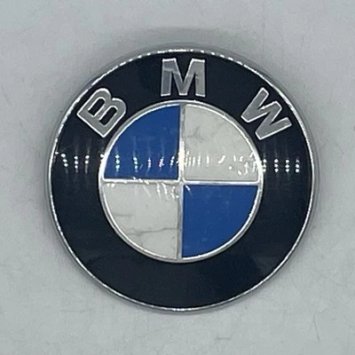 1997-2003 BMW 525I 528I 530I 540I M5 REAR TRUNK EMBLEM ROUNDEL 51-14-8-203-864 - Image 1 of 4