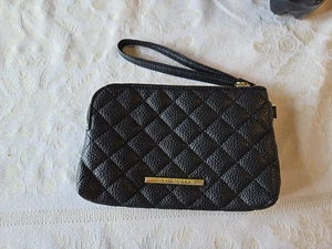 Steve Madden Wristlet Black Women's Small Gold Accent - Picture 1 of 7