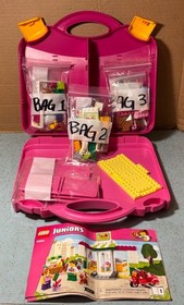 2015 LEGO JUNIORS SET# 10684-SUPERMARKET SUITCASE 134Pcs 2FIGS 100% COMP w/CASE