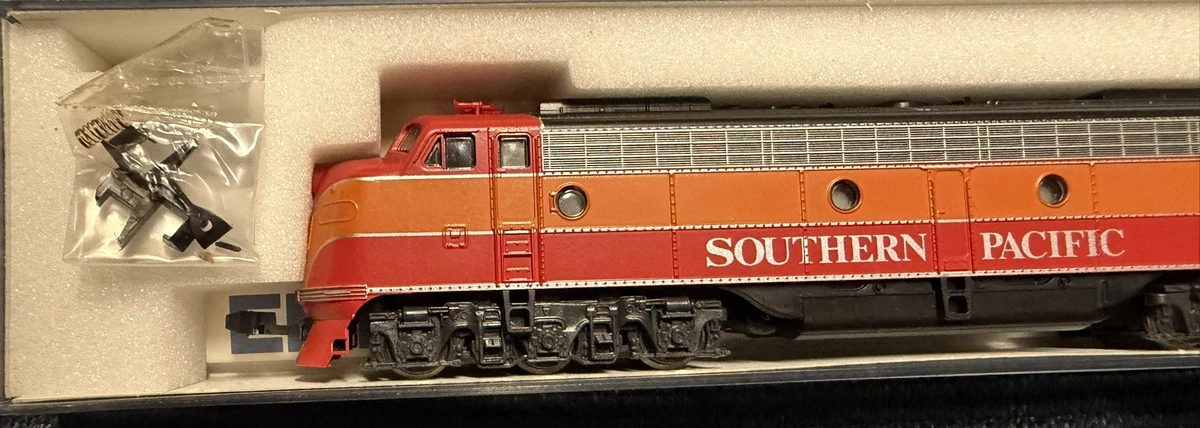 KATO N Southern Pacific Model Railroad Locomotives for sale - eBay