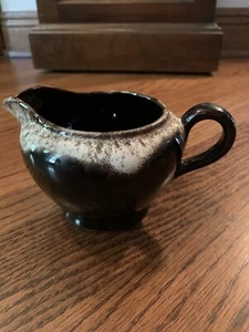 CREMAIA VINTAGE ANNI '60 ARTE REALE CANADESE CERAMICA "BROWN DRIP" SMALTATA ALTA 3 1/4" - Foto 1 di 4