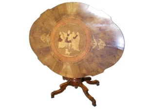 Unico Tavolo intarsiato Rolo a Cappello del Prete Mari Vincenzo e figli - Imagen 1 de 9