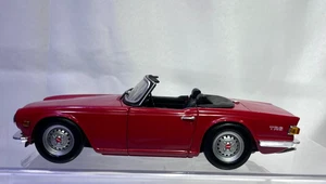  1974 Triumph TR6 Roadster in Carmine Red  ERTL 1:18  Diecast Factory Paint Flaw - Picture 1 of 11