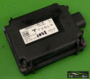 Tesla Model S 2012-2016 - HOMELINK MODULE - 1005371-00-B - Picture 1 of 4