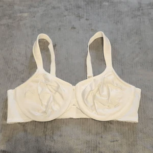 Wacoal Women's Bodysuede Underwire Bra Size 40C White 85185 - Picture 1 of 3