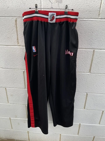 Vintage Nike Portland Trail Blazers Retro Basketball Warm Up Pants Cover