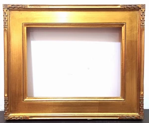9 X 12 CARVED CORNERS FLAT PANEL GOLD LEAF 2 3/4" WIDE STANDARD PICTURE FRAME - Picture 1 of 9