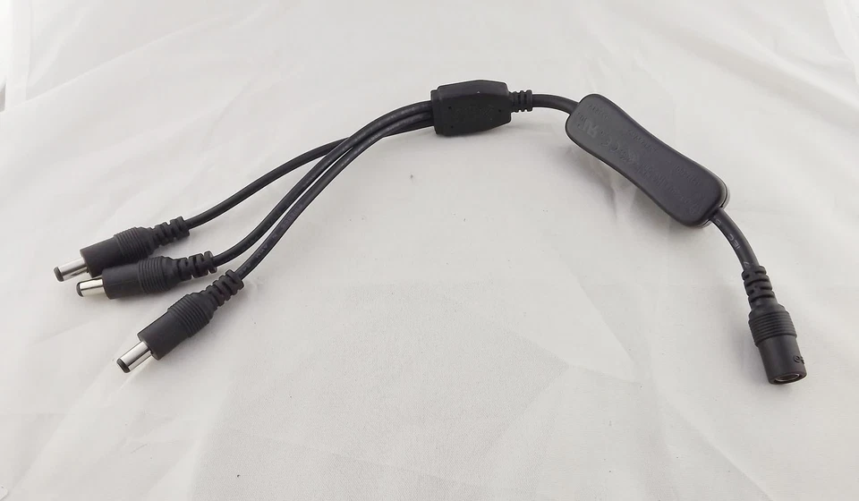 LED Strips 1x Female To 3x Male 5.5x 2.1mm DC Power On/Off Switch Splitter Cable - Image 1 of 4