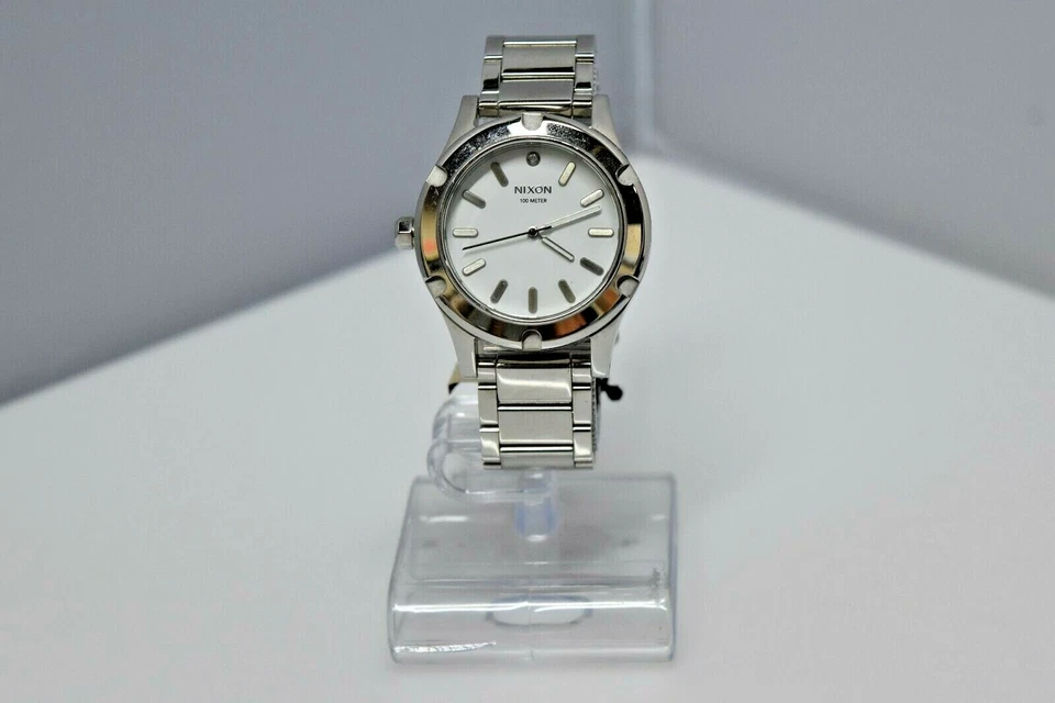 Nixon Camden Stainless Steel White Lefty A343 100-00 Watch