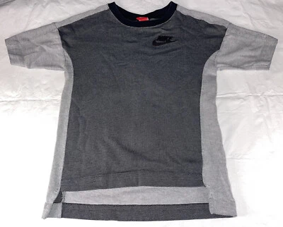 Camisa atlética Nike Sportswear Rally Plus cuello redondo talla pequeña 728223-010 negra/gris Foto 1 de 4