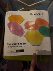 Nanoleaf shapes hexagons starter kit 9 light panels - Bild 1 von 2