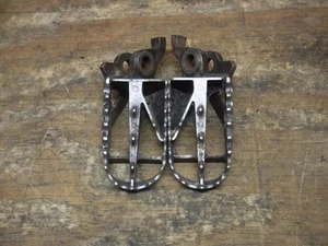 2008 KX450F KX250F FOOT PEGS Rests 2006 2007 2009 2010 2011 2012 2013 2014 2015 - Picture 1 of 4