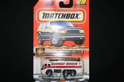 Matchbox 1999 #29 - #MB233 Real Driving Adventure - Camión de bomberos del aeropuerto Foto 1 de 4