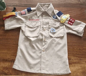 Boy Scouts of America BSA Uniform shirt size small vented w badges Polyester - Picture 1 of 8