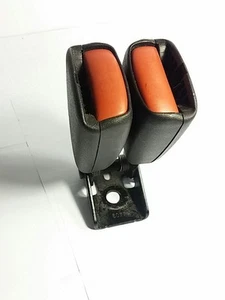 VOLVO seat catch release lever clip9203302 S70 C70 XC70 V70 98-2000 - Picture 1 of 3