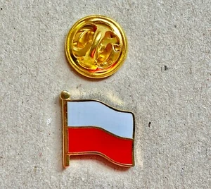 POLAND WAVING FLAG T1131 METAL PIN BADGE - Picture 1 of 1