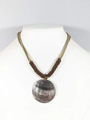 Lia Sophia 青铜色玻璃珠灰色贝壳圆盘吊坠绳项链 19 英寸 — 第 1/4 张图片