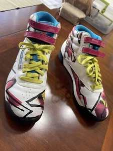Reebook Collector’s Edition Graffiti Trainers Women’s Shoes 8.5 - Picture 1 of 8
