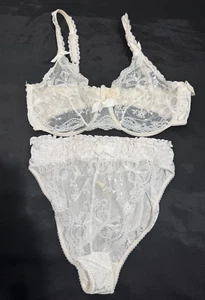 Vintage 90s Victoria's Secret Second Skin High Cut Brief Panties L Bra 36C White - Picture 1 of 15