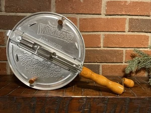 Whirley Pop Wabash Valley Farms Stovetop Popcorn Popper 6 qt Hand Crank - Picture 1 of 6