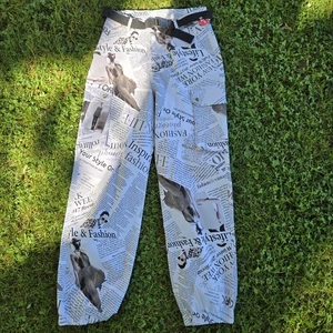 NWT Rue 21 Newsprint Pants Women's Medium With Belt Stretch Waist Inseam 27 Y2k - Picture 1 of 12