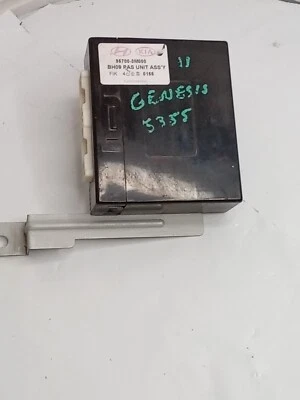 Hyundai Genesis 2011 sedán módulo de control de asistencia de estacionamiento al conductor OEM 96700-3M000 Foto 1 de 4