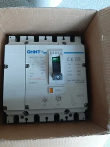 INTERRUTTORE CIRCUITO CHINT 160A NM8-250S/160/4C - Foto 1 di 3