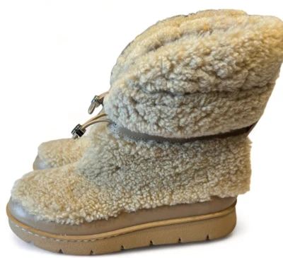 Marc Fisher Women's Boots Size 7 Bootie Beige Shearling Winter Snow - Image 1 of 4