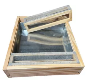 Pine 10 Frame Hive Top Feeder (Metal Tray with 2 Gallon Capacity) No Drowning - Picture 1 of 5
