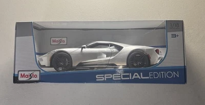 2017 Maisto Ford GT Silver 1/18 scale die-cast. Special Edition. Ages 3+ - Image 1 of 4