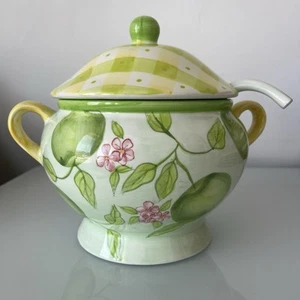 ZRIKE Tracy Porter Soup Tureen with Lid and Ladle Hand Painted Green Apples 3pc - Picture 1 of 8