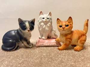 Menge 3 Vintage Keramik MCM Katzen Katze weiß Perser orange schwarz Japan Figuren - Bild 1 von 18