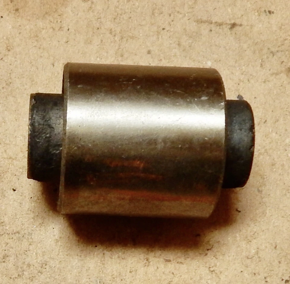 Soportes de cremallera de dirección CAC1634 para 73-92 Jaguar XJ12 XJ6 S 440 26017 738 nuevo 194A Foto 1 de 4