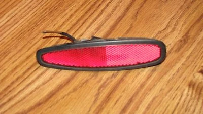 05-08 CHEVROLET AVEO5 AVEO HATCHBACK LUZ INDICADORA LATERAL TRASEIRA DESTRO PASSAGEIRO FABRICANTE DE EQUIPAMENTO ORIGINAL - Imagem 1 de 2