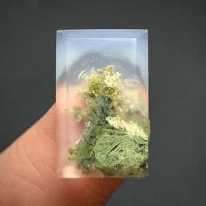 Pequeño cabujón escénico de ágata musgo 18x11x4 mm alta calidad 8,5 quilates - Imagen 1 de 7