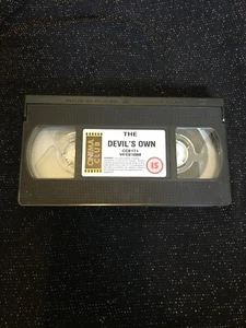 The Devil's Own - VHS - Harrison Ford / Brad Pitt. No cassette cover. - Picture 1 of 1