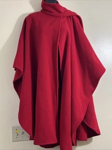 Roter Fleece Cape Schal Halstuch Poncho Damen Winter warm kuschelig vorne offen - Bild 1 von 7