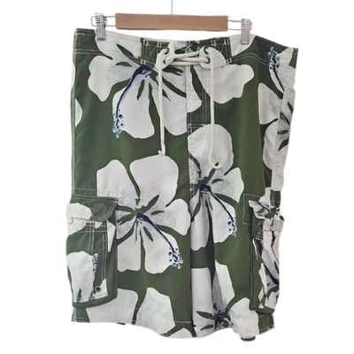 Hollister California Cargo Swim Shorts Men’s XL Green Floral Board Shorts Travel - Image 1 of 4