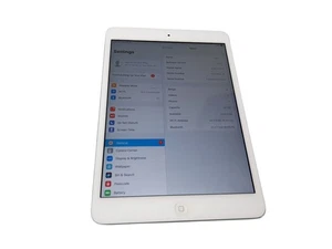 Apple iPad mini 2 (A1489) Wifi Solo Gris espacial 32GB A7 Chip Retina Disp. Funcionando - Imagen 1 de 4