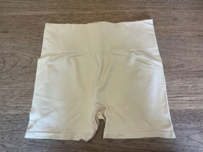 PINK Victoria’s Secret Sunwashed X-LARGE 3" Seamless High Waist Biker Shorts VS - Image 1 of 2