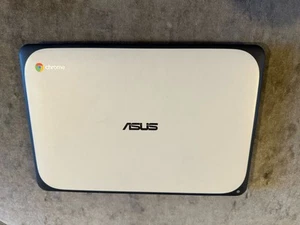 ASUS Chromebook C202S Notebook 11.6" Intel Celeron 16GB eMMC 2GB RAM W/ CHARGER - Picture 1 of 8