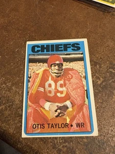 1972 Topps Football Otis Taylor #10 - Picture 1 of 2