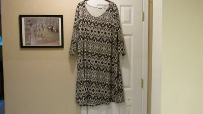 Vestido Liz Claiborne Manga 3/4 Cuello Redondo Dobladillo Recto Gris/Blanco/Negro Geo 2X Foto 1 de 4
