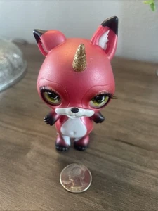 Rainbow Poopsie Surprise Sparkly Critters Cinnamon Fox - Picture 1 of 5