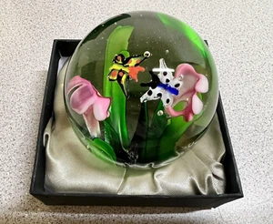 NEW IN BOX Dynasty Gallery Floral 4" Paperweight #8634-Butterflies/Flowers (E-1) - Picture 1 of 12