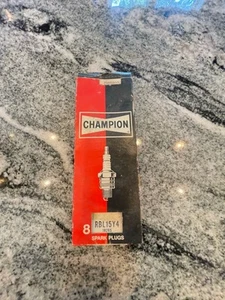 8 Champion Spark Plugs RBL15Y4 76-82 Chevy & 74-76 Lincoln, Ford &Mercury V8 NOS - Picture 1 of 11