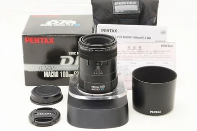 Pentax smc PENTAX-D FA MACRO 100mm f/2.8 WR lens with original box and accessori - Image 1 of 4