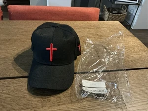 Berretto Baseball Croce Cattolica Cristiana Croce Gesù Ricamo Cappello Regolabile Nuovo - Foto 1 di 18