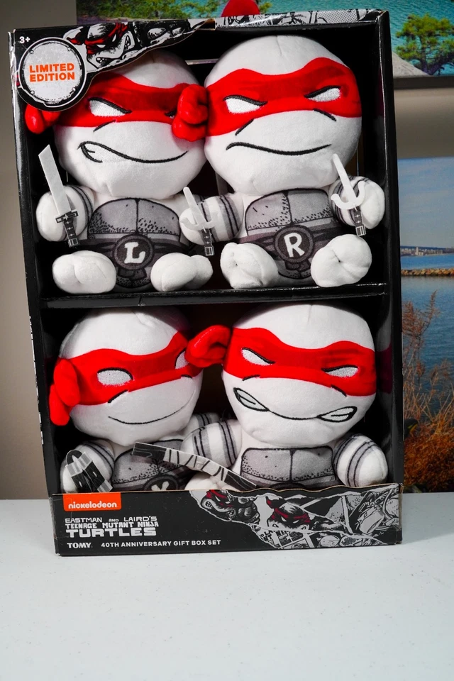 Tomy Club Teenage Mutant Ninja Turtles 40th Anniversary Plush Gift Box Set -