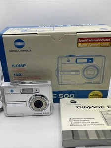 Konica Minolta Dimage E 500 Digitalkamera 5,0 MP silber NEU (DISPLAY BESCHÄDIGT) - Bild 1 von 9